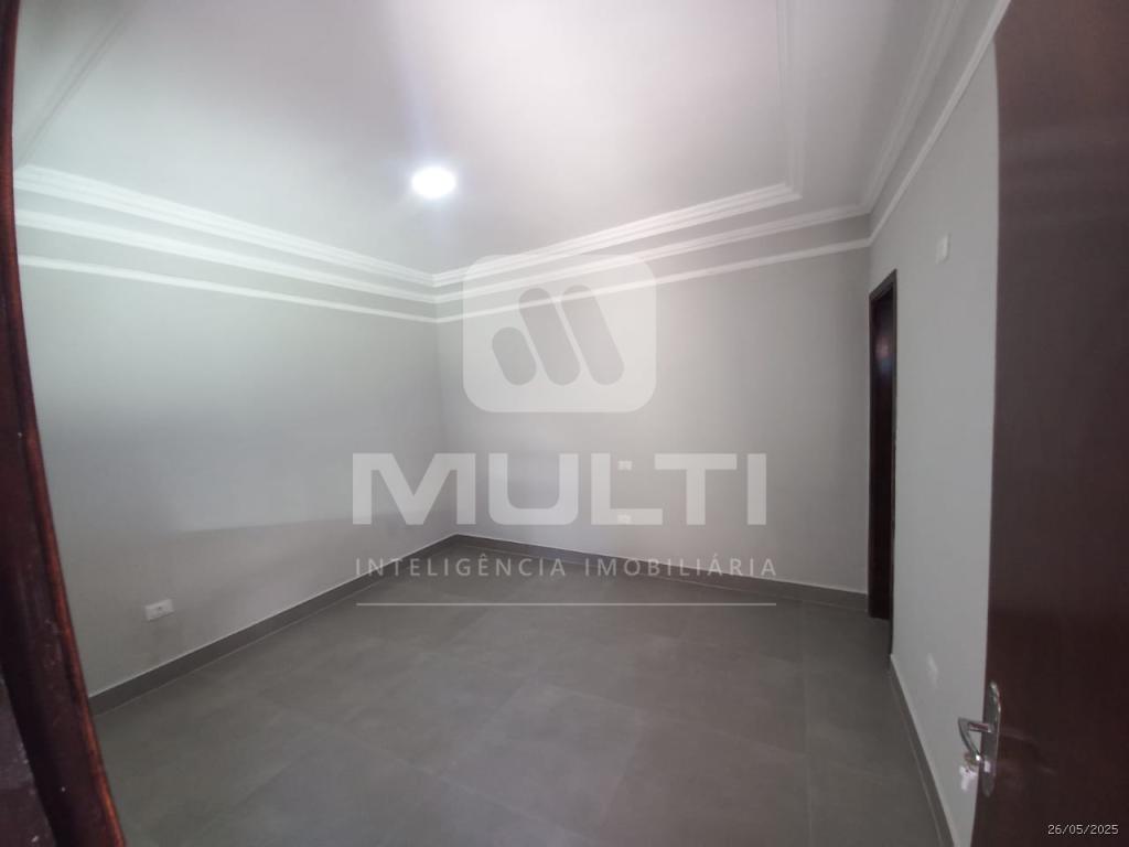 Casa à venda com 4 quartos, 250m² - Foto 21