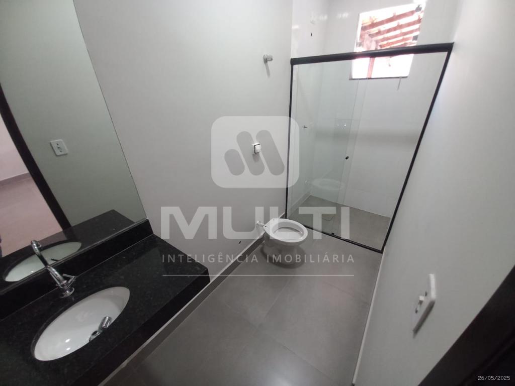 Casa à venda com 4 quartos, 250m² - Foto 22