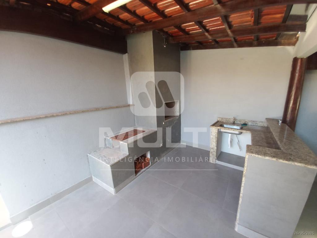 Casa à venda com 4 quartos, 250m² - Foto 24