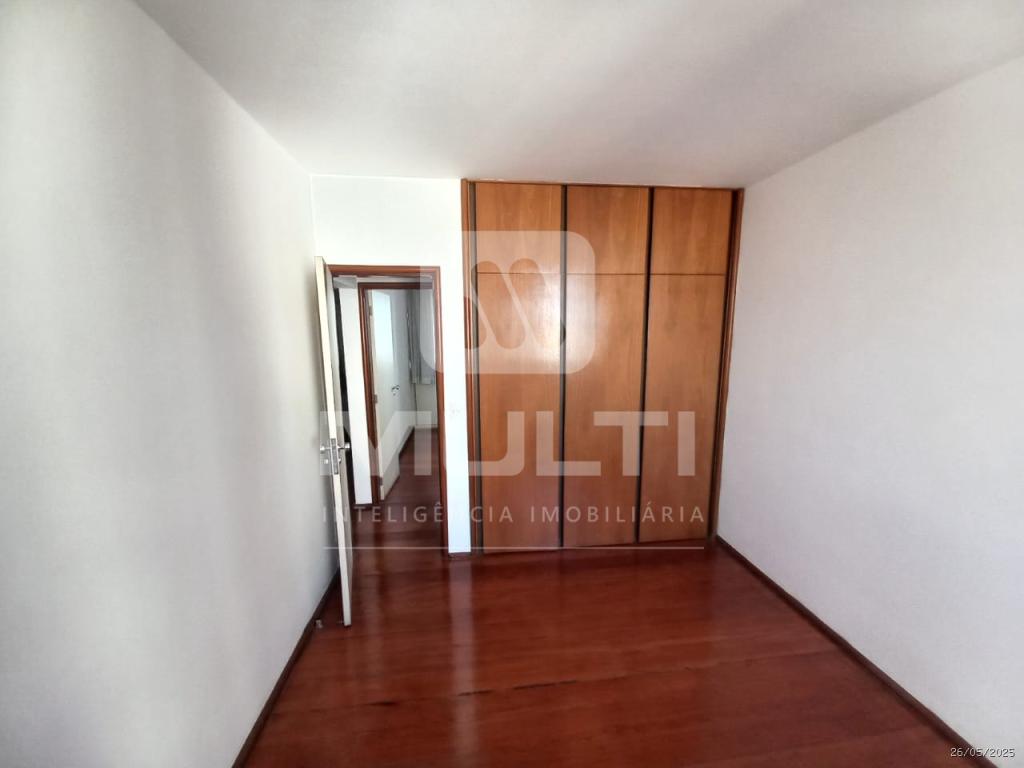 Apartamento à venda com 3 quartos, 166m² - Foto 6