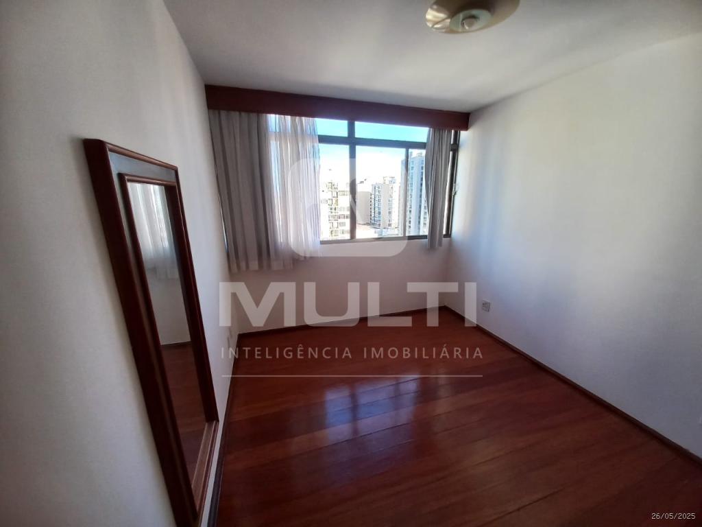 Apartamento à venda com 3 quartos, 166m² - Foto 13