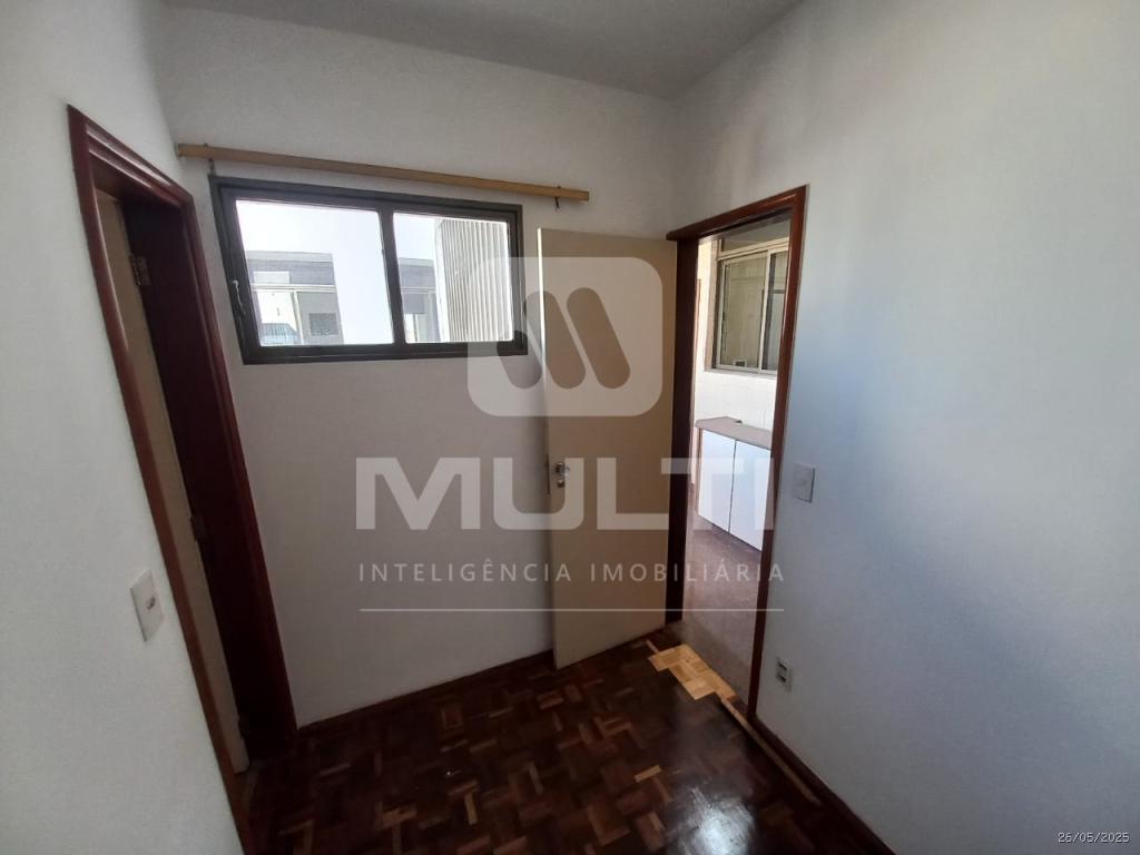 Apartamento à venda com 3 quartos, 166m² - Foto 17