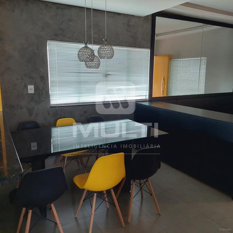 Casa, 5 quartos, 200 m² - Foto 3