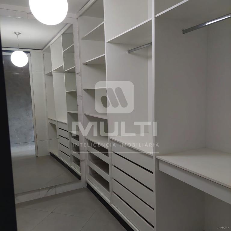 Casa, 5 quartos, 200 m² - Foto 18