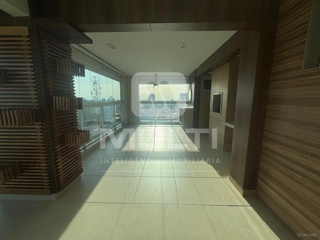 Apartamento à venda com 4 quartos, 144m² - Foto 9