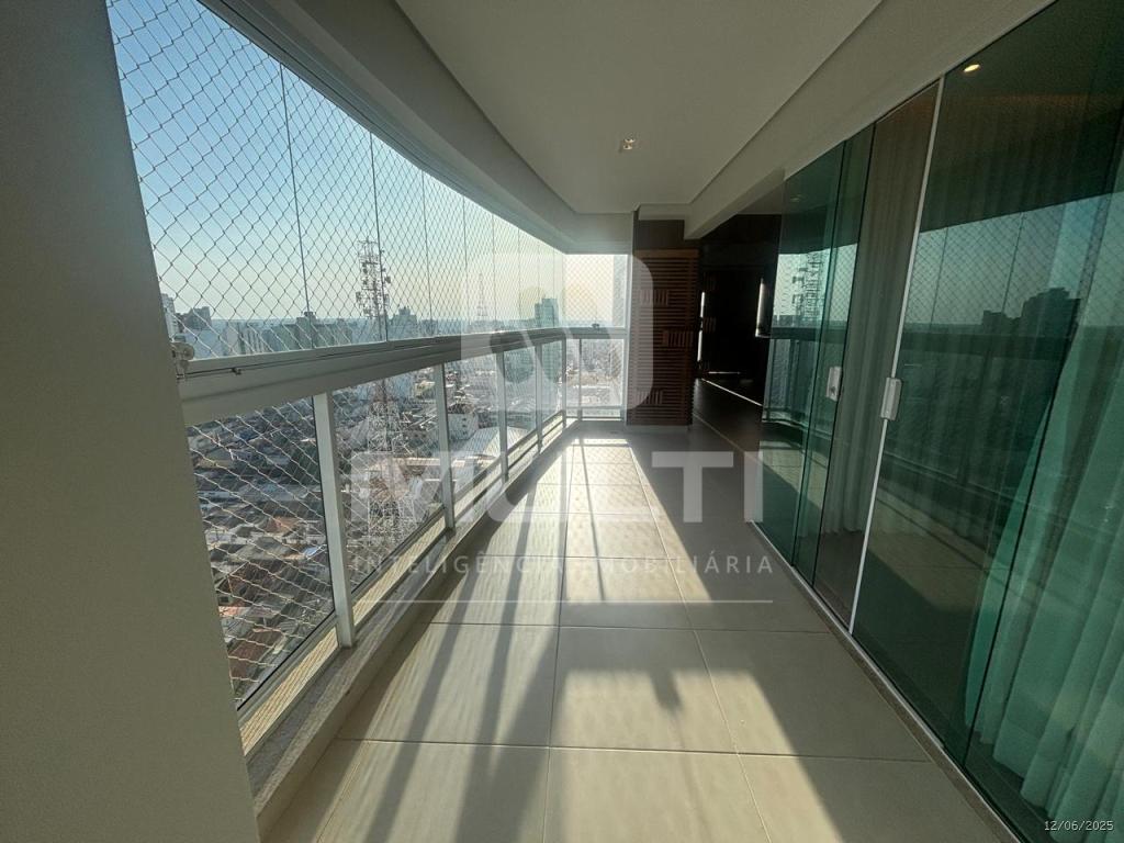 Apartamento à venda com 4 quartos, 144m² - Foto 10