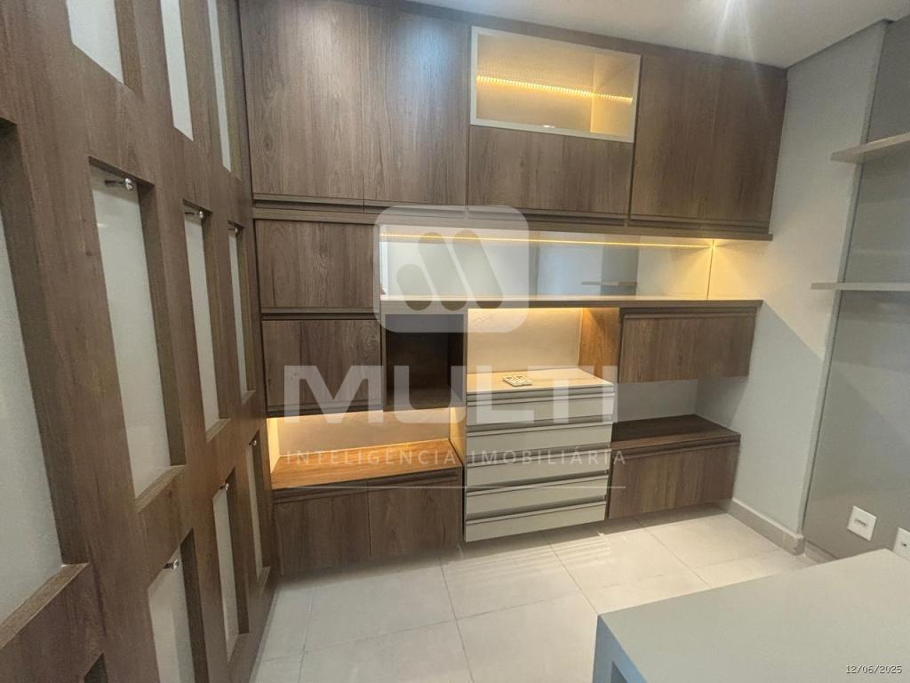 Apartamento à venda com 4 quartos, 144m² - Foto 15