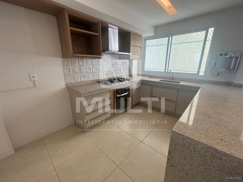 Apartamento à venda com 4 quartos, 144m² - Foto 33