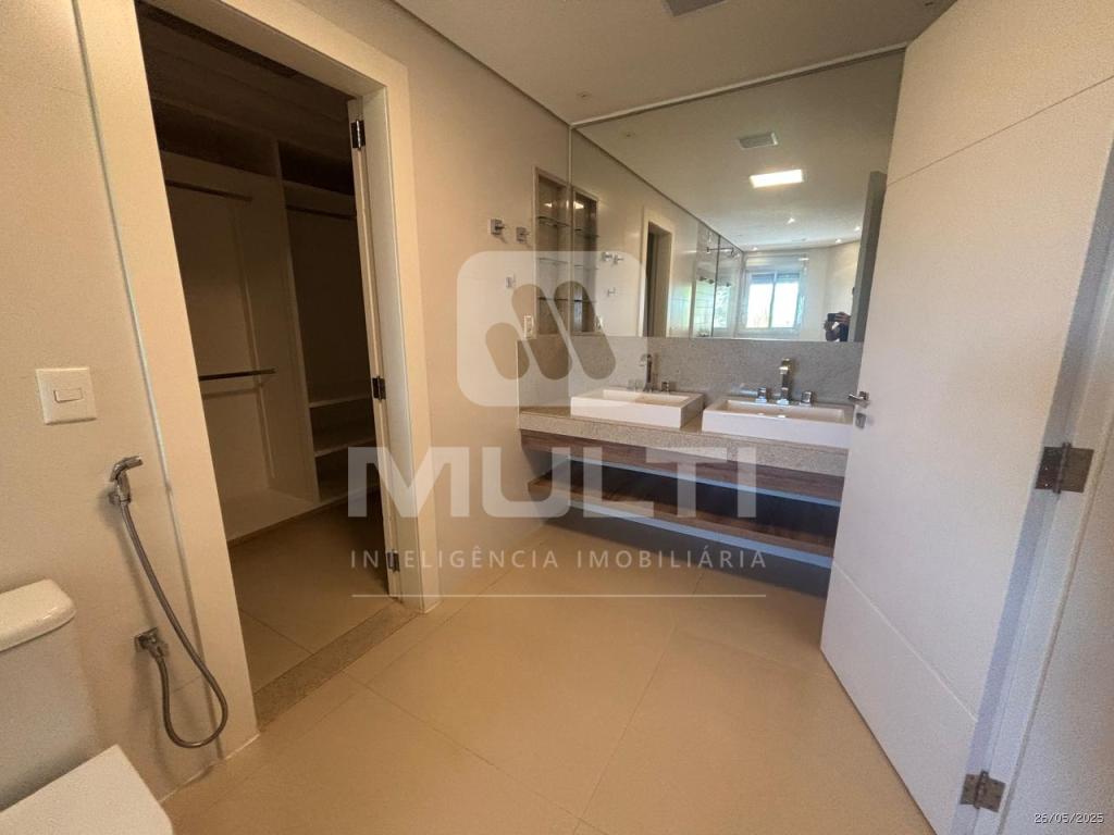 Casa de Condomínio à venda com 4 quartos, 425m² - Foto 21