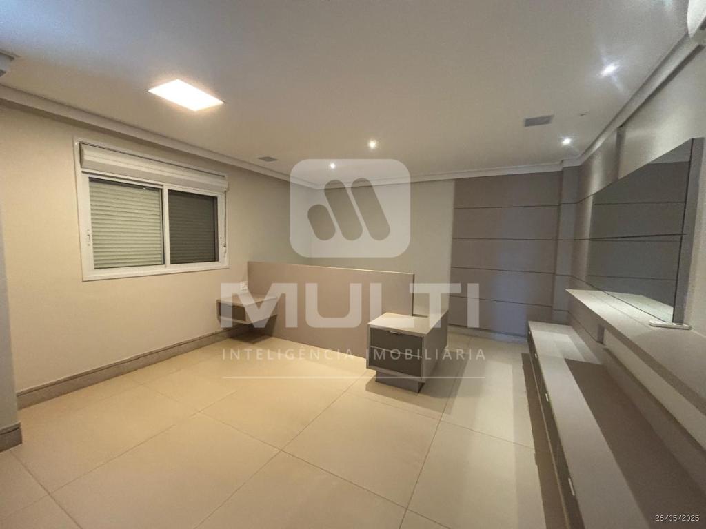 Casa de Condomínio à venda com 4 quartos, 425m² - Foto 28