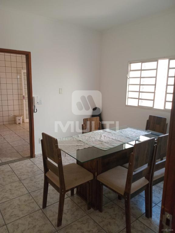 Casa, 3 quartos, 292 m² - Foto 2
