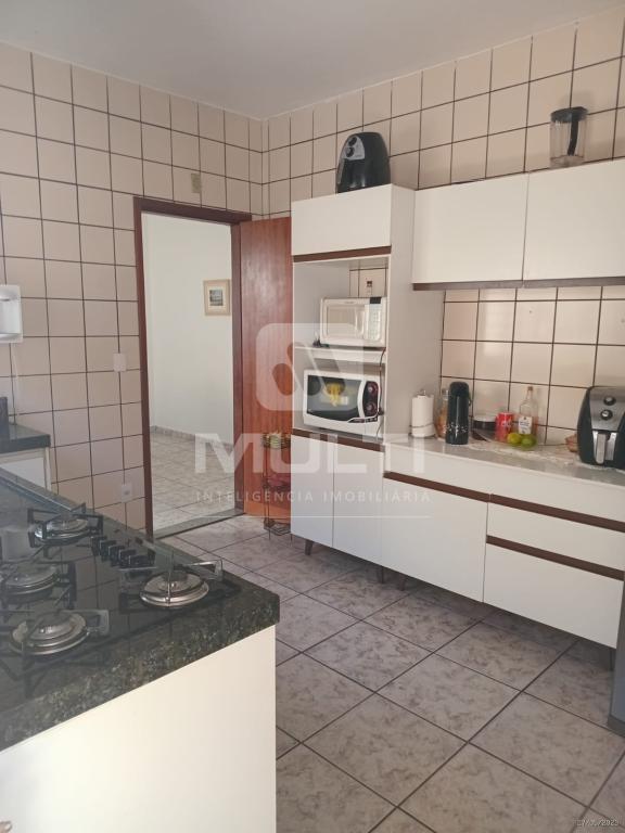 Casa, 3 quartos, 292 m² - Foto 4