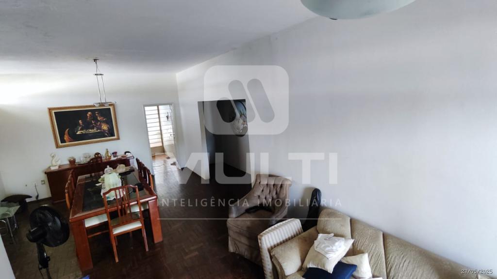 Casa, 4 quartos, 250 m² - Foto 2