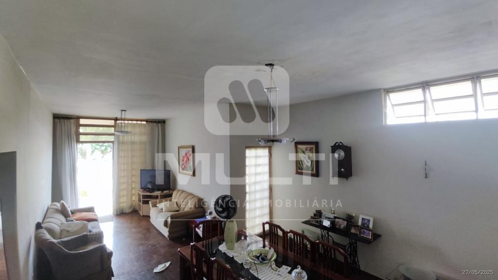 Casa, 4 quartos, 250 m² - Foto 3