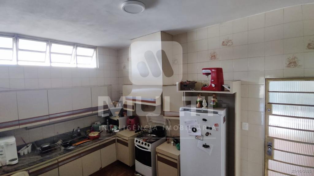 Casa, 4 quartos, 250 m² - Foto 11