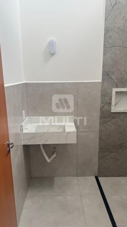 Casa à venda com 2 quartos, 58m² - Foto 10