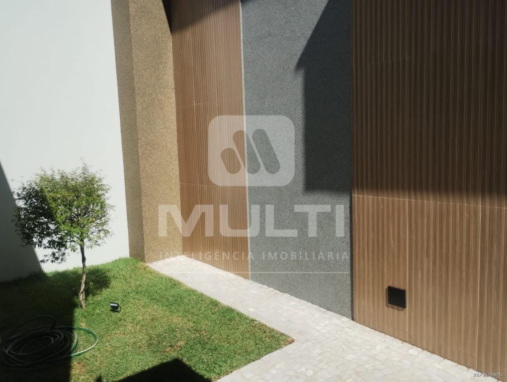 Casa, 3 quartos, 250 m² - Foto 2