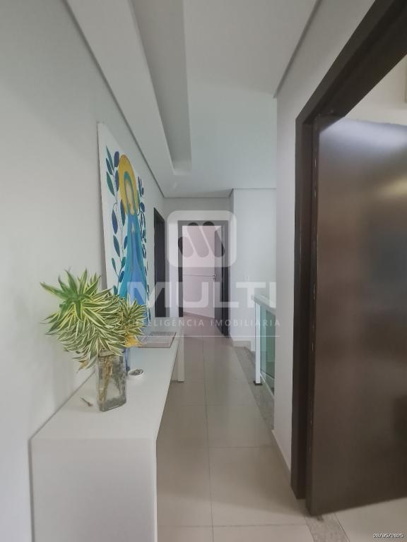 Casa à venda com 5 quartos, 297m² - Foto 6