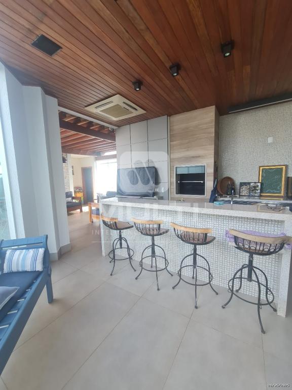 Casa à venda com 5 quartos, 297m² - Foto 14