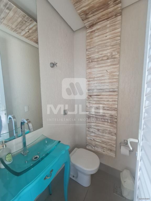 Casa à venda com 5 quartos, 297m² - Foto 21