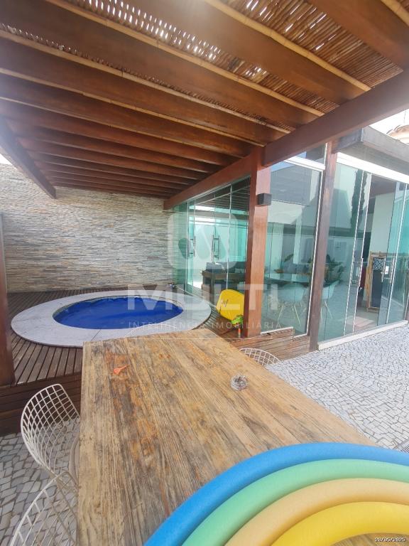 Casa à venda com 5 quartos, 297m² - Foto 22