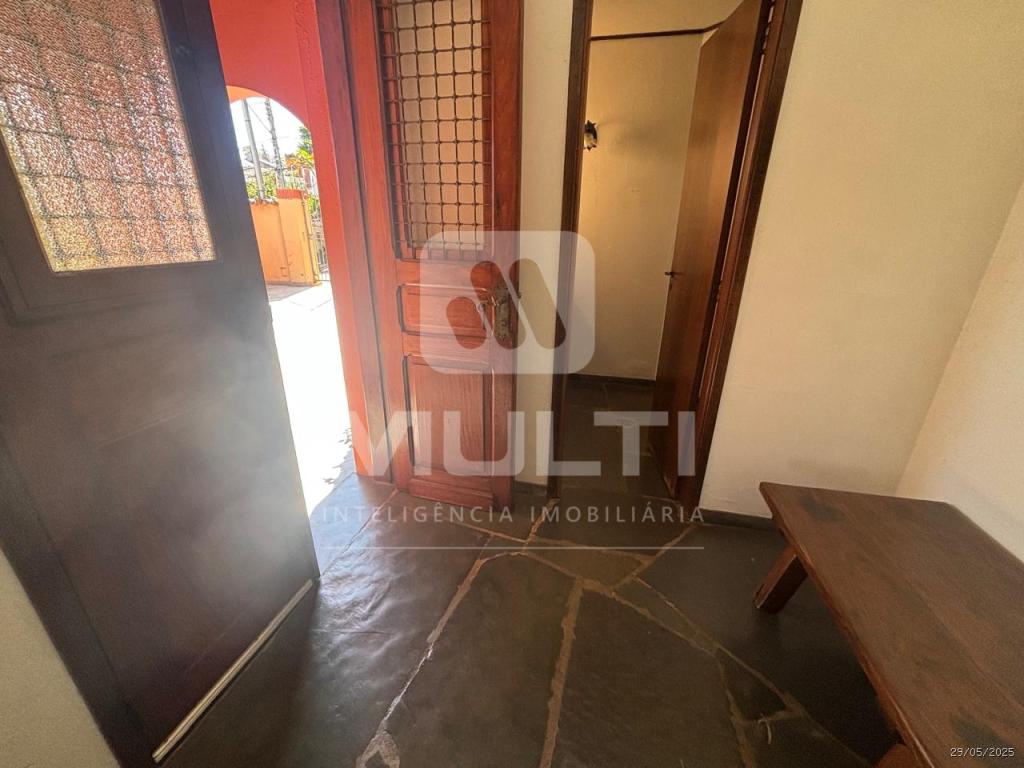 Casa à venda com 3 quartos, 351m² - Foto 22