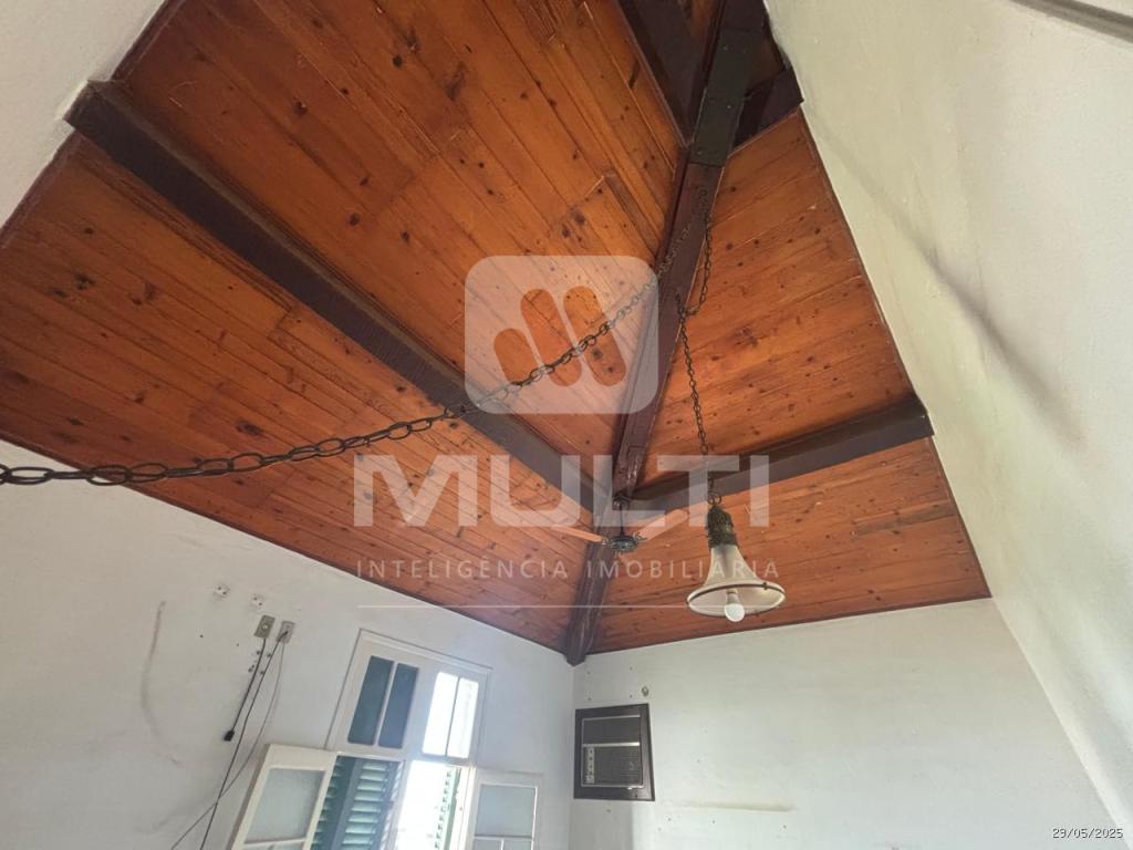 Casa à venda com 3 quartos, 351m² - Foto 28