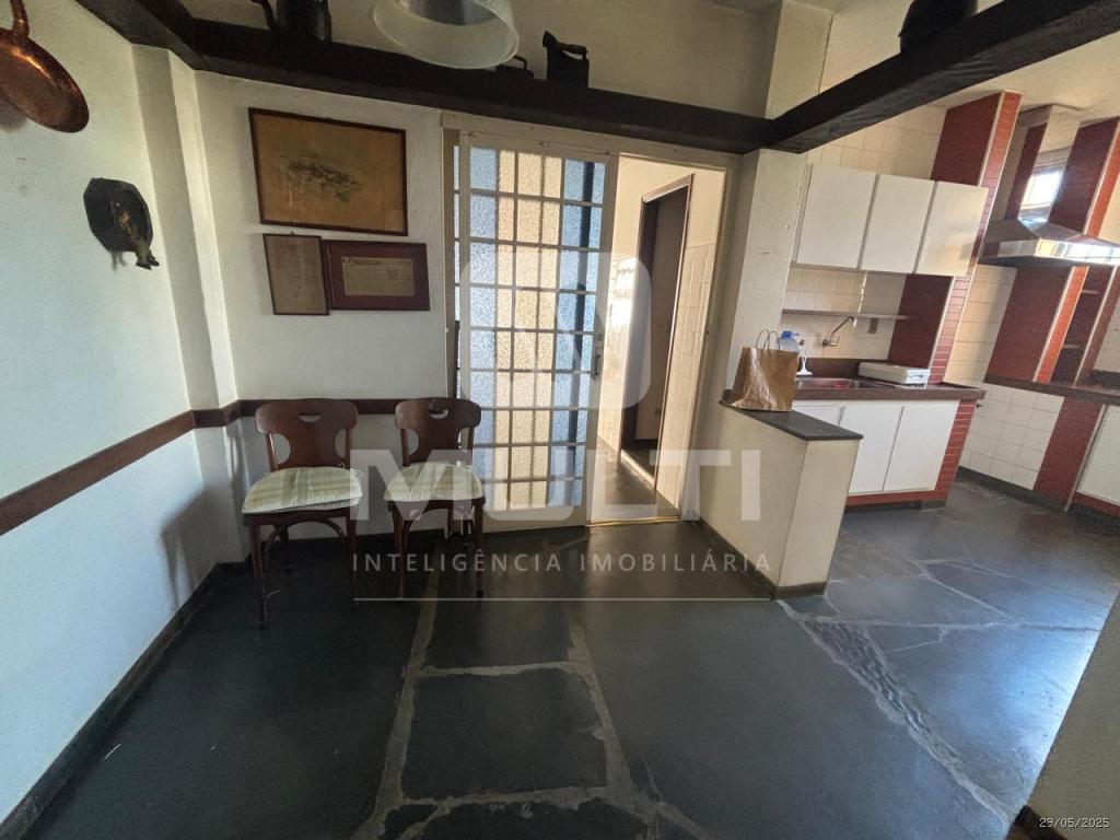 Casa à venda com 3 quartos, 351m² - Foto 31