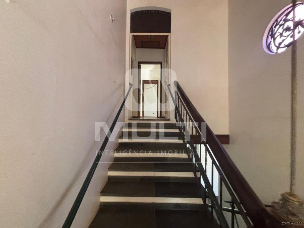 Casa à venda com 3 quartos, 351m² - Foto 34