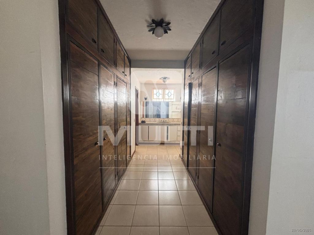 Casa à venda com 3 quartos, 351m² - Foto 44