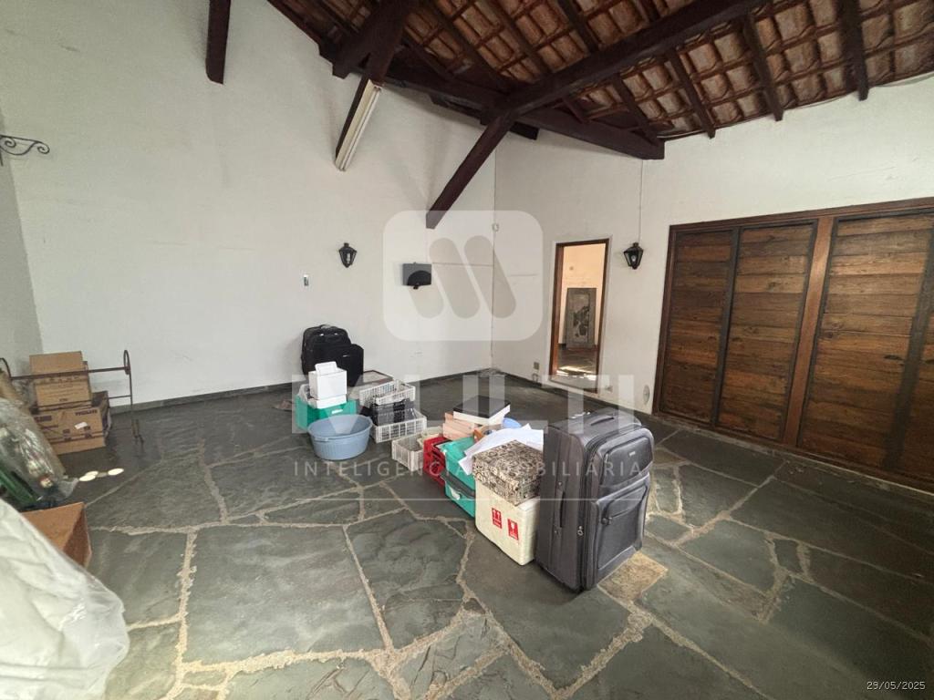 Casa à venda com 3 quartos, 351m² - Foto 56
