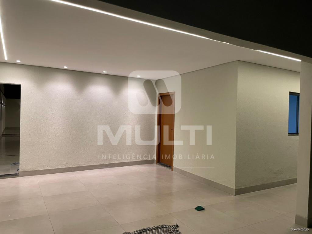 Casa, 3 quartos, 250 m² - Foto 2