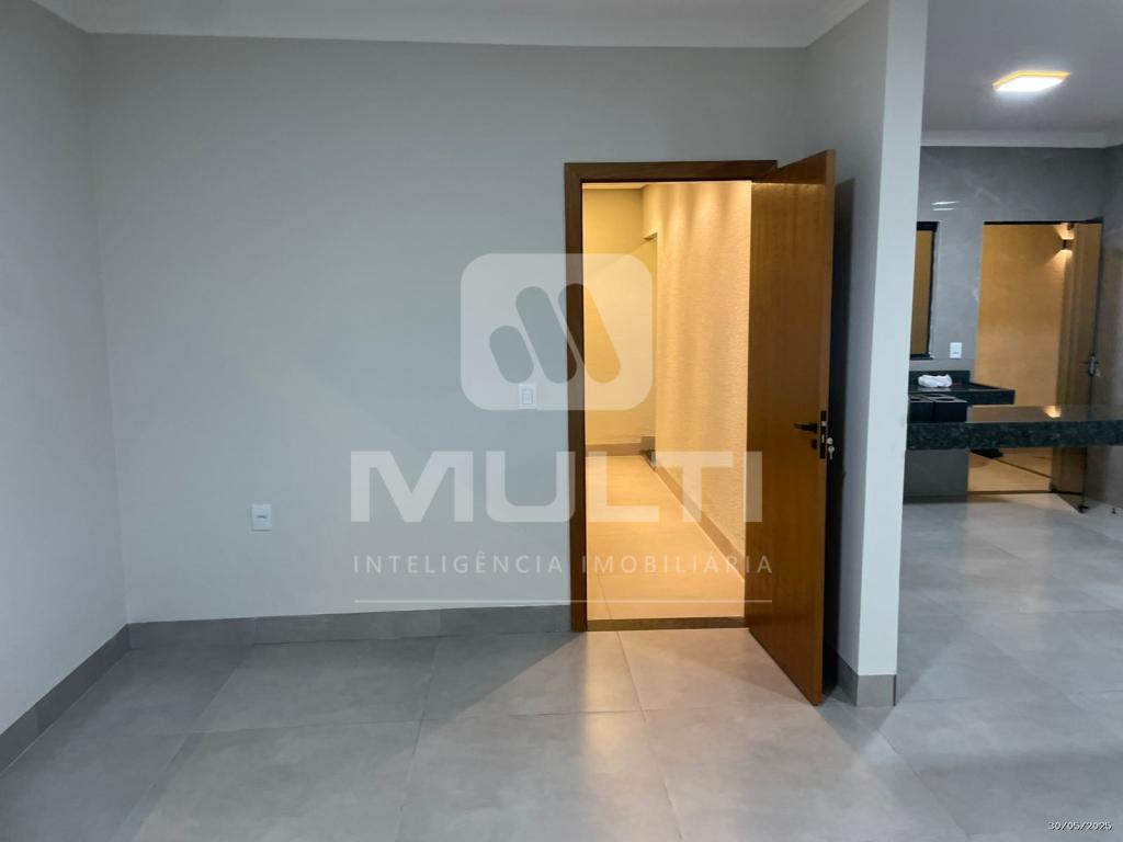 Casa, 3 quartos, 250 m² - Foto 11
