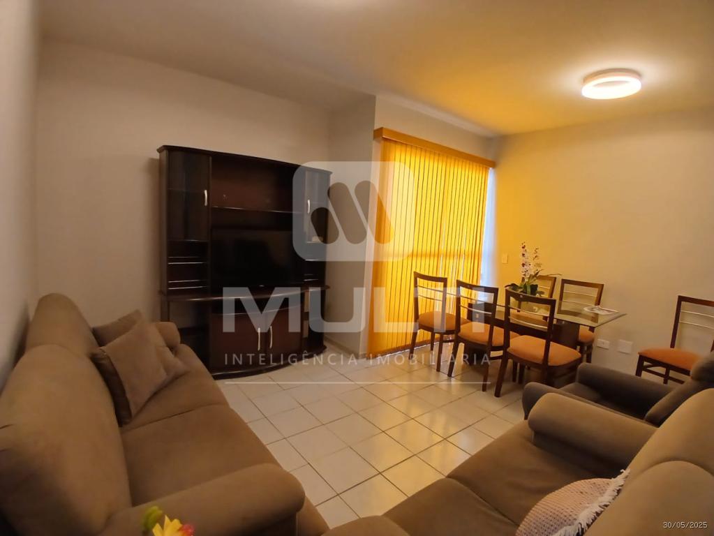Apartamento à venda com 3 quartos, 70m² - Foto 1
