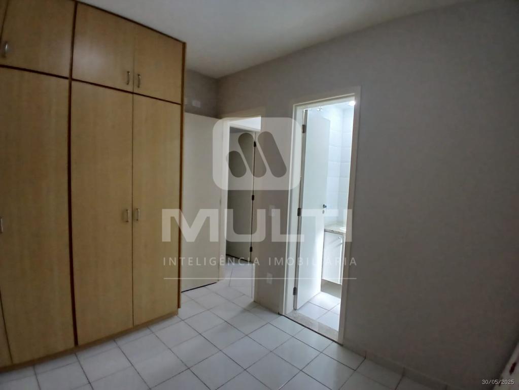 Apartamento à venda com 3 quartos, 70m² - Foto 14