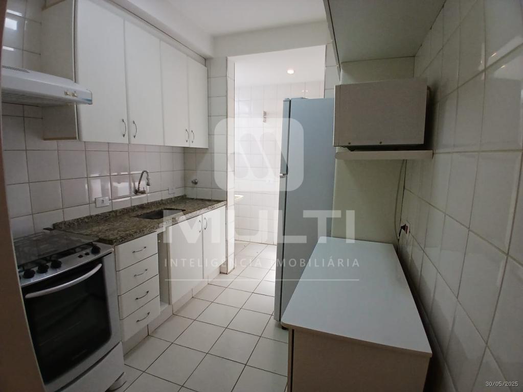 Apartamento à venda com 3 quartos, 70m² - Foto 18