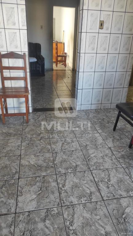 Casa, 3 quartos, 70 m² - Foto 1