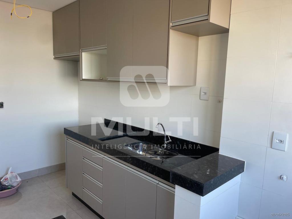 Apartamento à venda com 3 quartos, 80m² - Foto 7