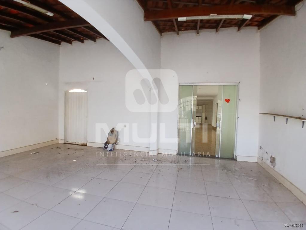 Casa, 3 quartos, 221 m² - Foto 4