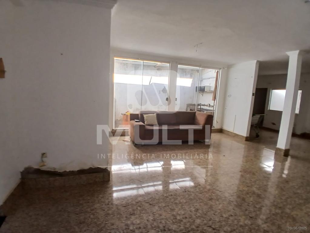 Casa, 3 quartos, 221 m² - Foto 8