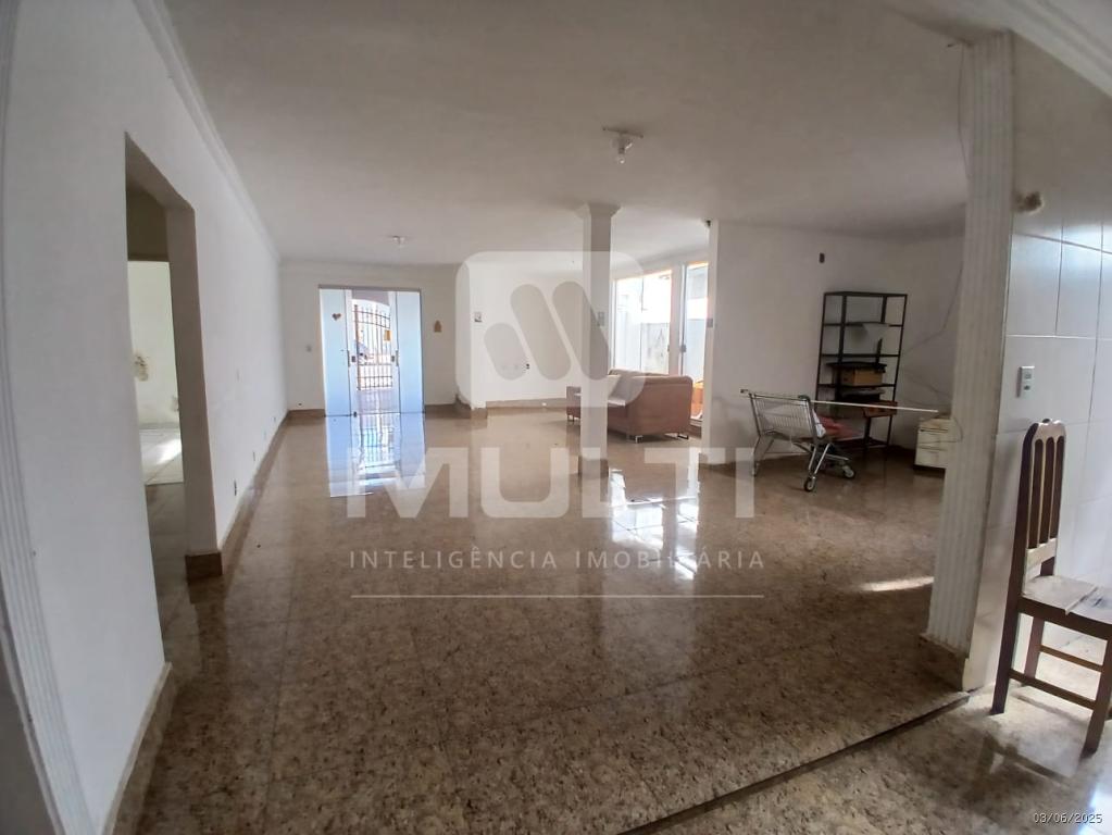 Casa, 3 quartos, 221 m² - Foto 9