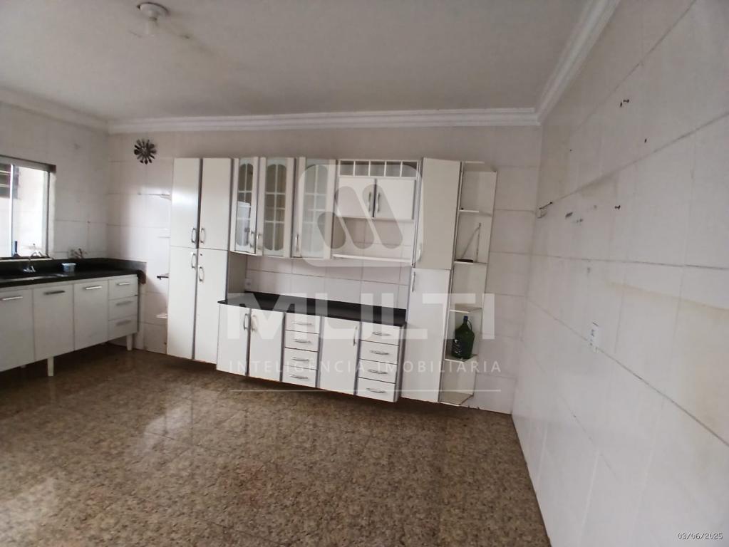 Casa, 3 quartos, 221 m² - Foto 12