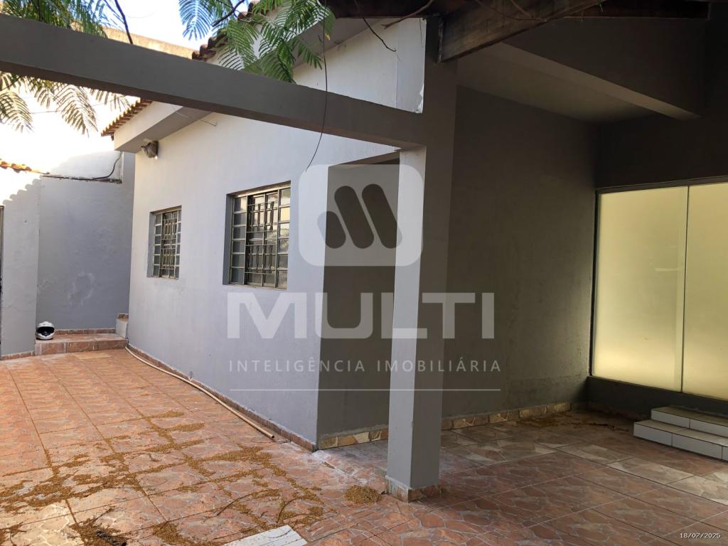 Casa, 6 quartos, 304 m² - Foto 3