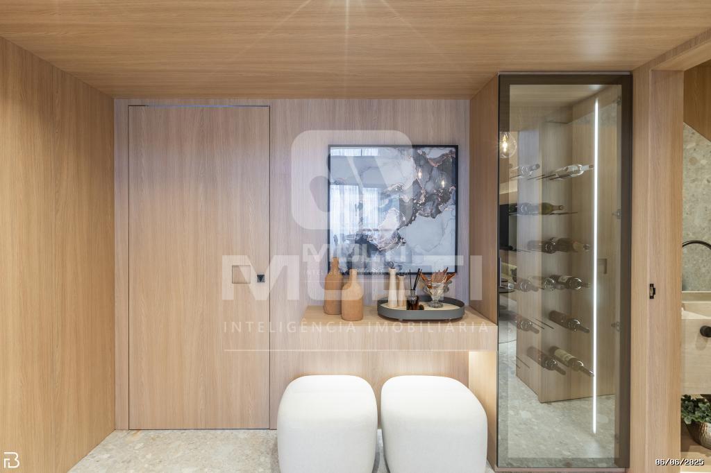 Apartamento à venda com 3 quartos, 166m² - Foto 2