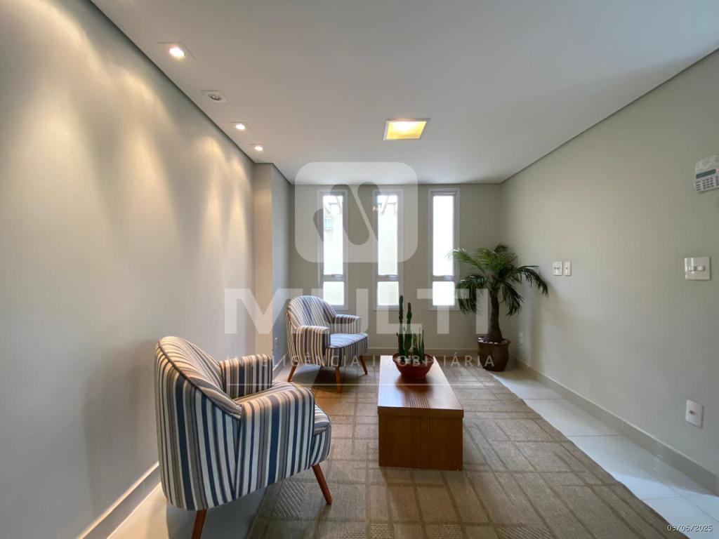 Apartamento à venda com 3 quartos, 93m² - Foto 2