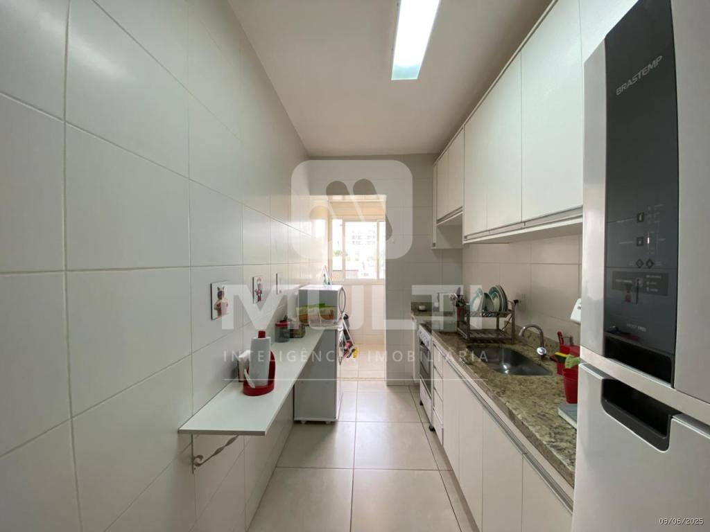 Apartamento à venda com 3 quartos, 93m² - Foto 15