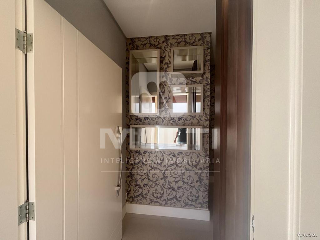 Casa à venda com 3 quartos, 200m² - Foto 4