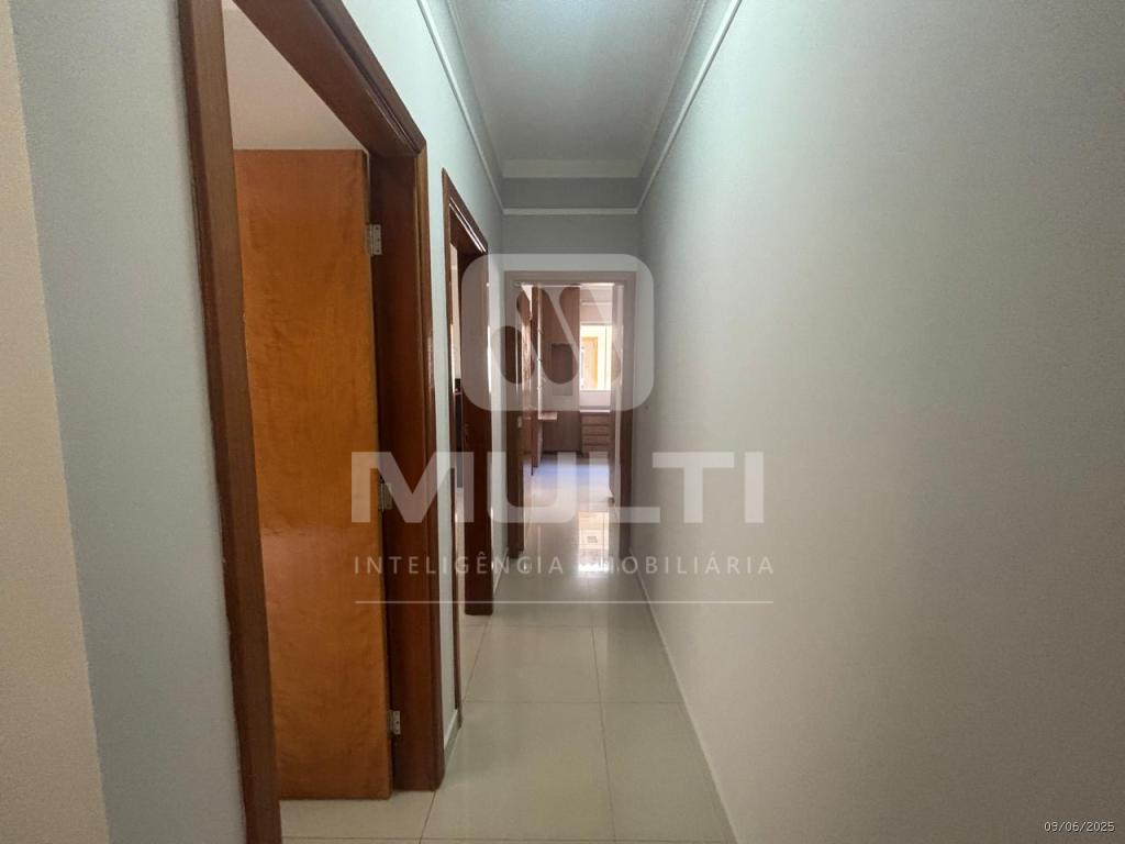 Casa à venda com 3 quartos, 200m² - Foto 9