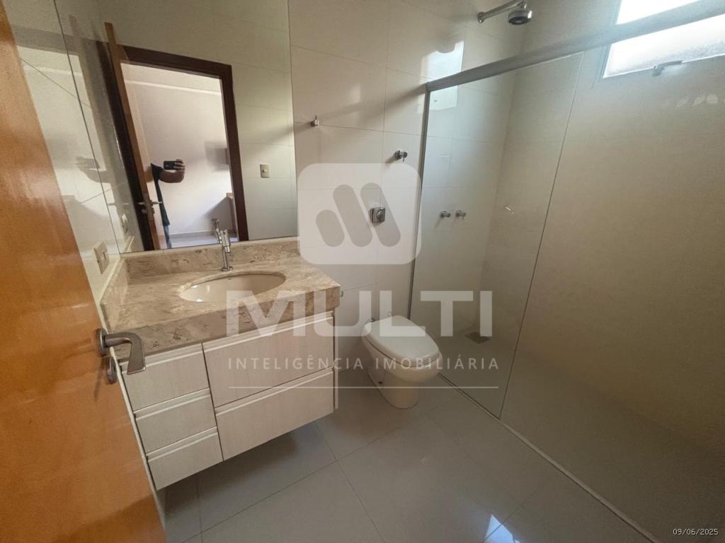 Casa à venda com 3 quartos, 200m² - Foto 23
