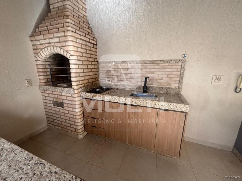 Casa à venda com 3 quartos, 200m² - Foto 29